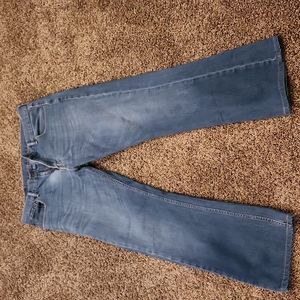 Women's Levi's jeans